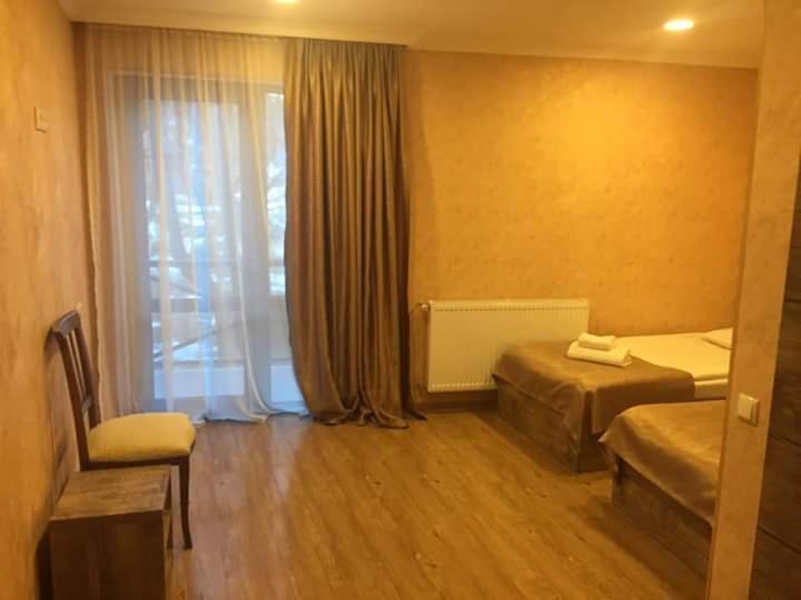 Guesthouse Gera Местія Екстер'єр фото